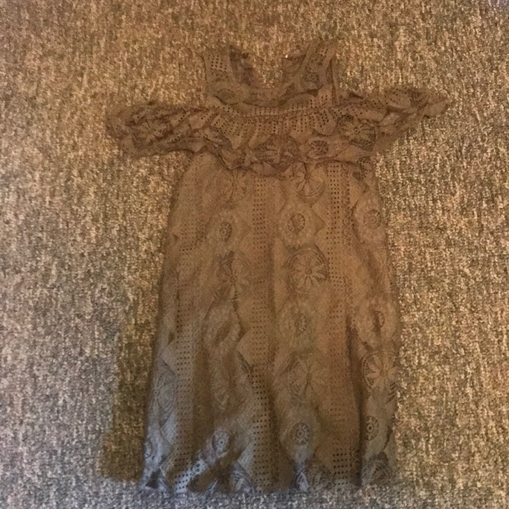 Francesca’s green sundress